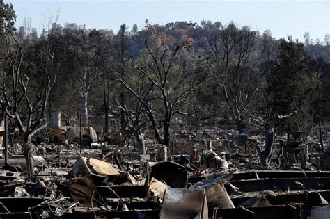 Incendi Rogo In California Evacuate Mila Persone A Est Di Los Angeles