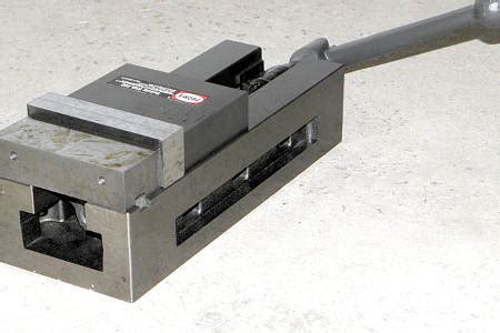 Тиски Станочные Лекальные 100мм :: Прецизионные тиски