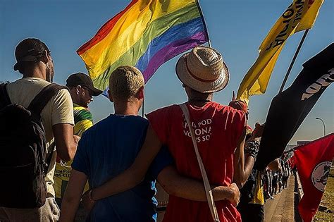 Dia Do Orgulho Lgbtqia Conheça O Significado Das Direitos Humanos