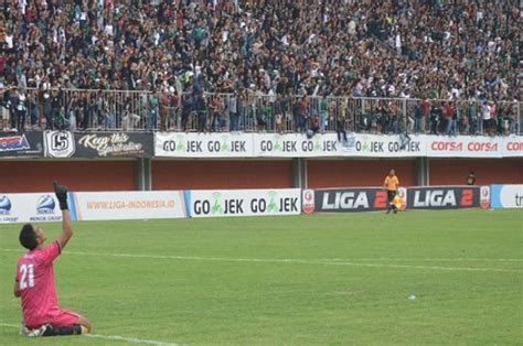 Pss Sleman Vs Persis Solo Mengharukan Kegembiraan Kiper Try Hamdani