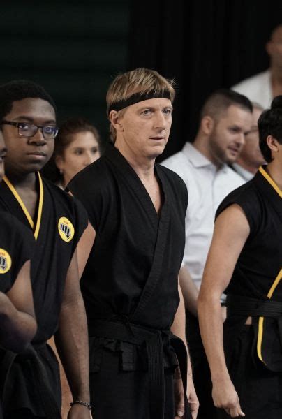 Cobra Kai Temporada 4 Póster Confirma Los Bandos Que Se Enfrentarán En El All Valley Vader