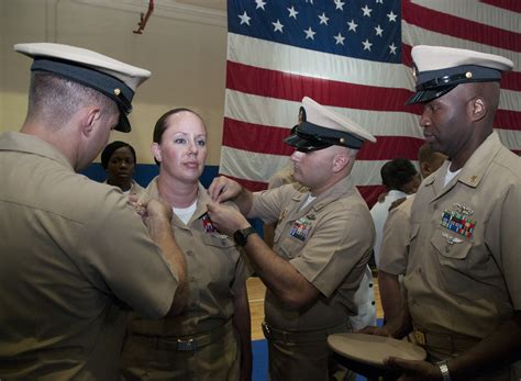 61 New U.S. Navy chiefs pinned in Bahrain > U.S. Naval Forces Central ...