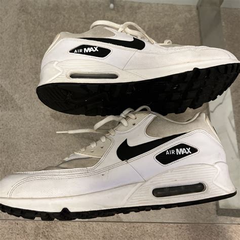 Nike Air Max 90 Essentials Sneakers Womens 12 White B Gem