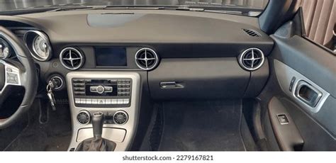 199 Mercedes Slk 200 Images, Stock Photos & Vectors | Shutterstock