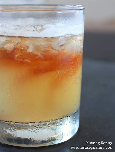 Bourbon And Ginger Ale Recipe Ginger Beer Drinks Whiskey And