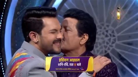 Udit Narayan Aditya Narayan Best Moments Youtube