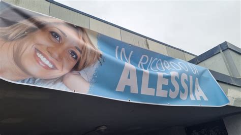 A Ciampino L Addio Ad Alessia Sbal Travolta Dal Tir La Madre