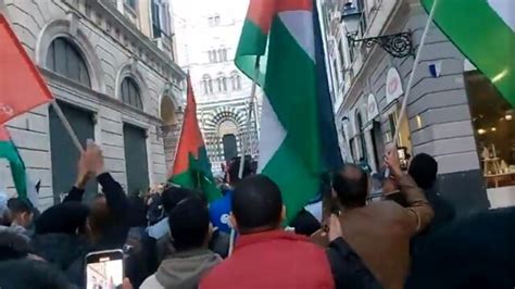 Manifestazione Per La Pace In Palestina In Piazza Pallavicini A