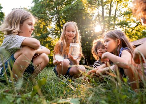 importance  outdoor play  early childhood education nurturing