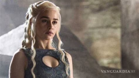 Emilia Clarke Fue Presionada Para Grabar Desnudos En Game Of Thrones