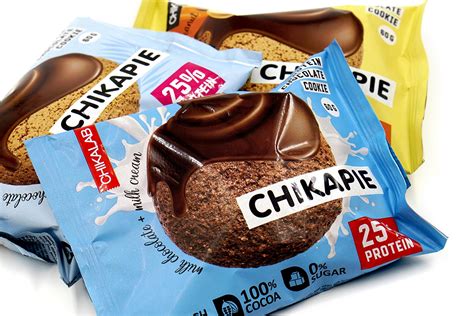 Chikapie Review: Crumbly cookie with a flavor filled creamy center ...