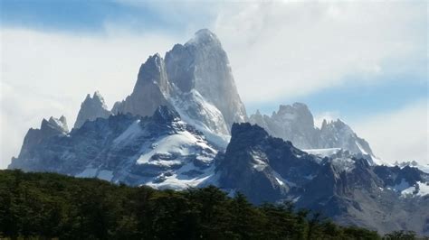 Spectacular day in Patagonia with fantastic views of the Fitz Roy Massif - Alpine Ascents ...