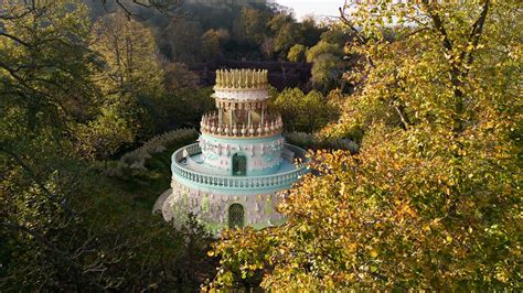 Waddesdon Manor Unveils A Delightful Wedding Cake In Its Famous