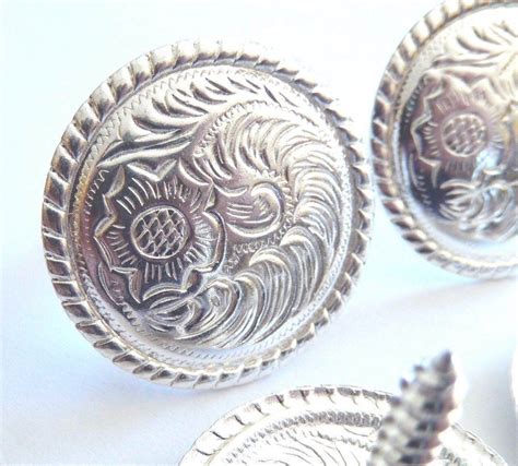 4 Pack Western Saddle Bright Silver Concho 1 12 Screw Back ⋆ Saddles