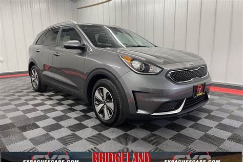 Used 2017 Kia Niro For Sale Near Me Edmunds