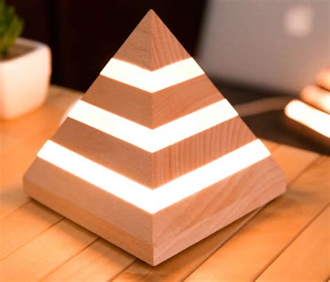 Wooden Pyramid USB Desk Lamp FeelGift