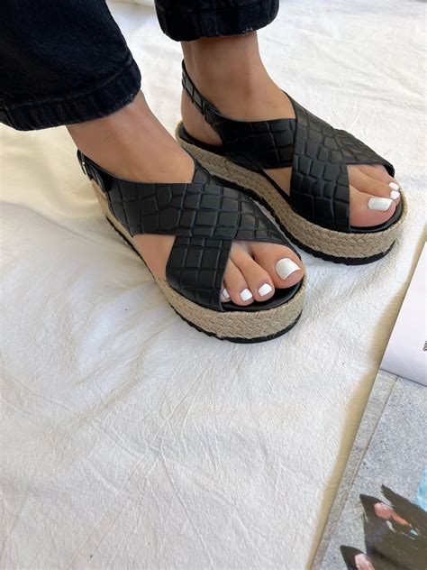 Shoes Sandals Women Sandals Black Leather Flatform Sandals Croco Print Remake