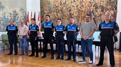 Policía en Toro Cuatro nuevos agentes de policía se incorporan en