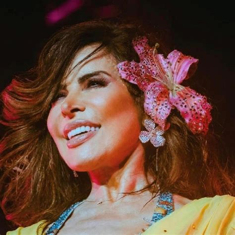 Gloria Trevi en body estaría a punto de enseñarlo todo frente al