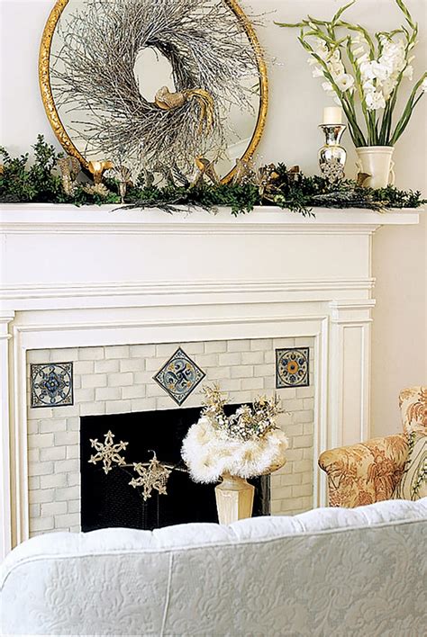 52 Best Christmas Mantel Ideas - Festive Holiday Mantel Decor