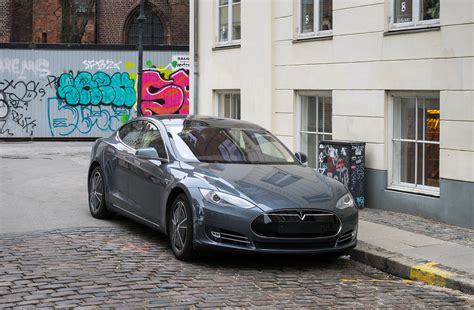 Tesla Model S København DK Amir Nurgaliyev Flickr