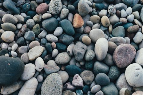 The Ultimate Guide to Landscaping Rocks and Stones: Types, Uses, and ...