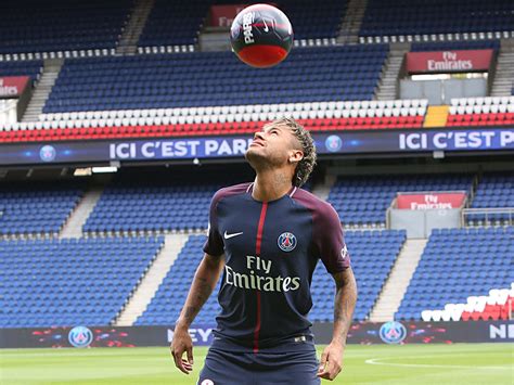 Ligue 1 Paris St Germain Neymar Debüt frühestens am 13 August in