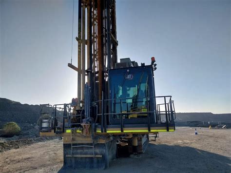 Drill Rigs For Sale Rig Sales Australia Caterpillar Dth Rig