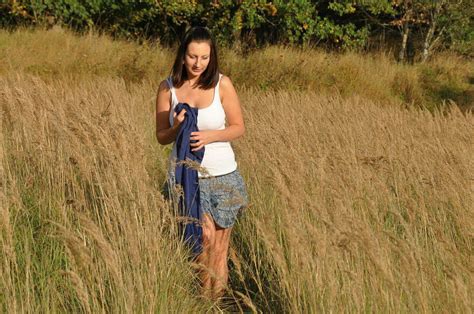 Zdenka Girl Amateur X 200 Porn Pic