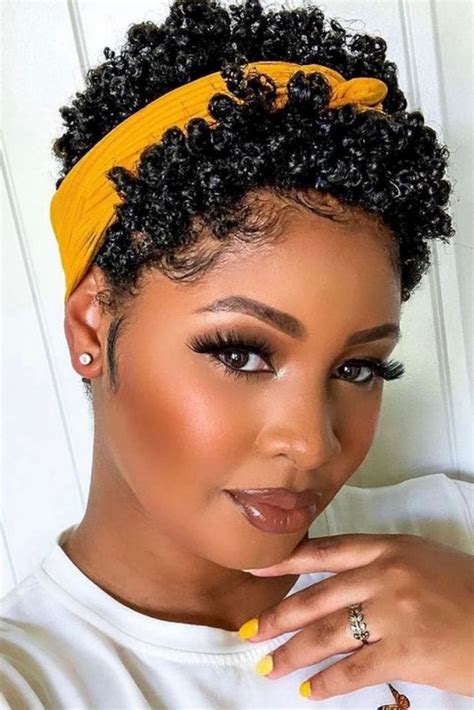 Short Hairstyles For Black Women With Round Faces