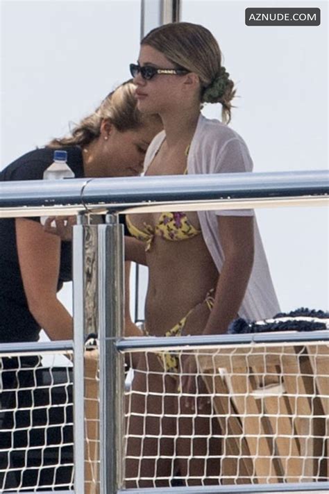 Sofia Richie Shows Off Her Bikini Body On A Yacht In Capri AZNude