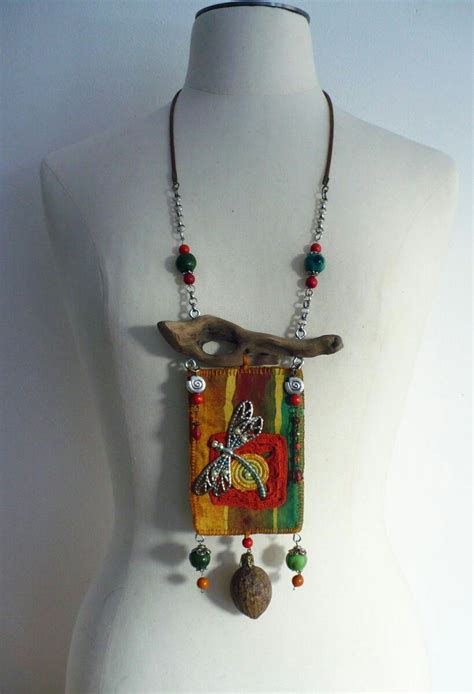 Fabric jewelry - Necklace designs