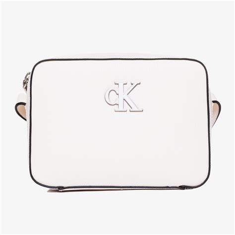 CALVIN KLEIN TOREBKA MINIMAL MONOGRAM CAMERA BAG kolor BIAŁY