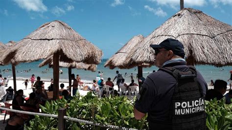 Canc N Matan A Ni O De A Os Durante Tiroteo En La Playa Unotv