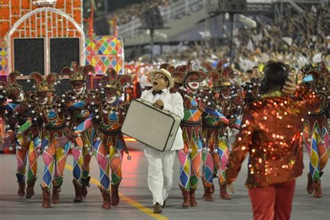 Mocidade Alegre é bicampeã do carnaval de São Paulo