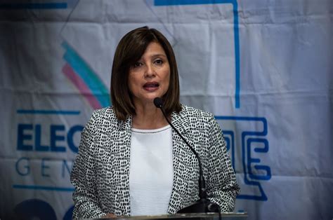 Guatemala La Vicepresidenta Electa De Guatemala Llama A Defender La