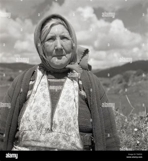 1950s, Ireland, rural Irish lady Stock Photo - Alamy