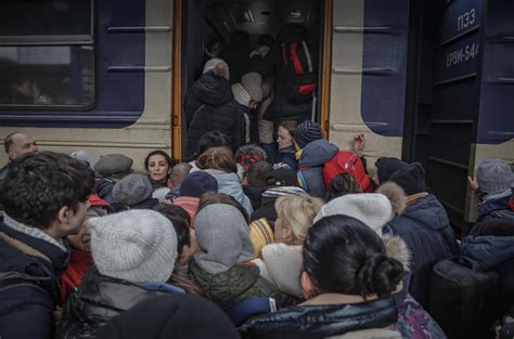 Foto In Video Rusija Obto Uje Ukrajino Da Je Razvijala Biolo Ko