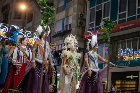 Las Mejores Fotos Del Gran Desfile De Moros Y Cristianos En Murcia La