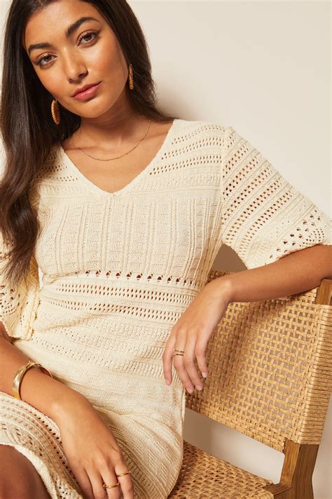 Buy Friends Like These V Neck Short Sleeve Scallop Hem Crochet Dress