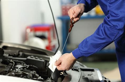 How To Check The Oil Of A Car - Rowwhole3