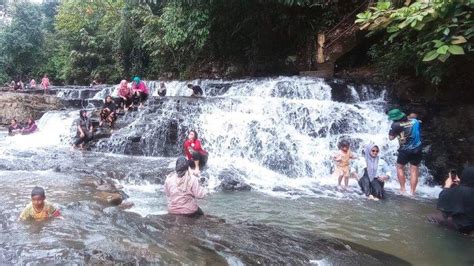 Keindahan Air Terjun Muara Karing Merangin Geowisata Yang Dipenuhi