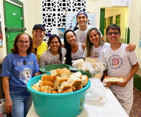 Grupo De Amigas Come Ou Projeto Social Ao Tentar Evitar Encerramento De