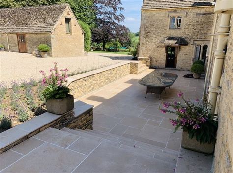 Cotswold Manor Terrace Garden Stone Landscaping Limestone Patio