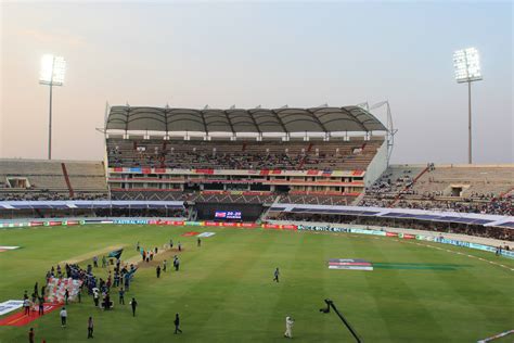 Case Study | Hyderabad Cricket Stadium Roof | MakMax Australia