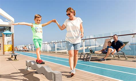 Mein Schiff Familienreisen Angebote günstig buchen Kreuzfahrtpiraten