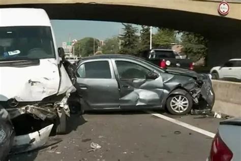 Impactante Choque En Autopista Riccheri Altura Villa Celina Dej