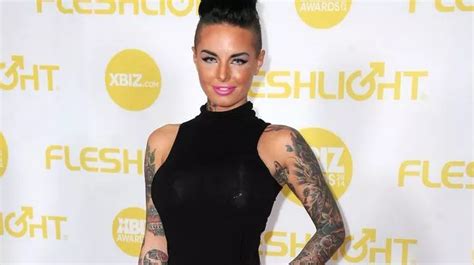 Christy Mack Lego Porn Star Offers Oral Sex To Winner Of Best Lego Toy