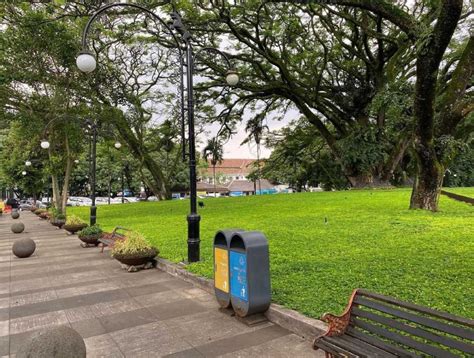 Tempat Ngabuburit Di Bandung Yang Asyik Untuk Menanti Magrib