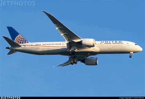 N Boeing Dreamliner United Airlines Carlos Nieves